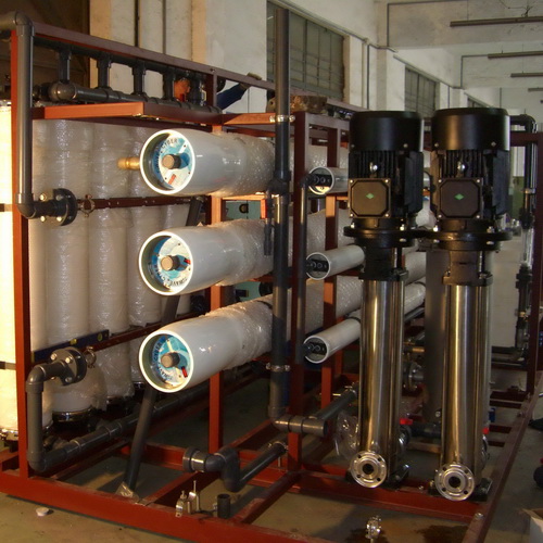 鹽城車(chē)用尿素純水機(jī)維修 保養(yǎng) 大豐車(chē)···